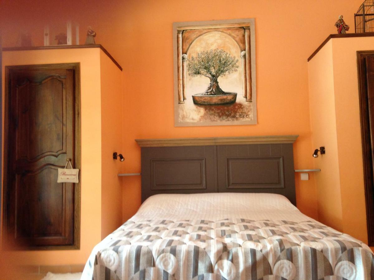 Bed and Breakfast Mas Des Oliviers Saint-Marc-Jaumegarde Экстерьер фото